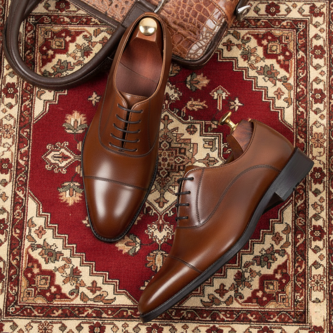 أحذية من الجلد الرفيع